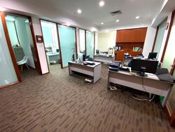 Highland Centre (D19), Office #452192731